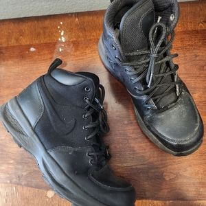 nike acg manoa black